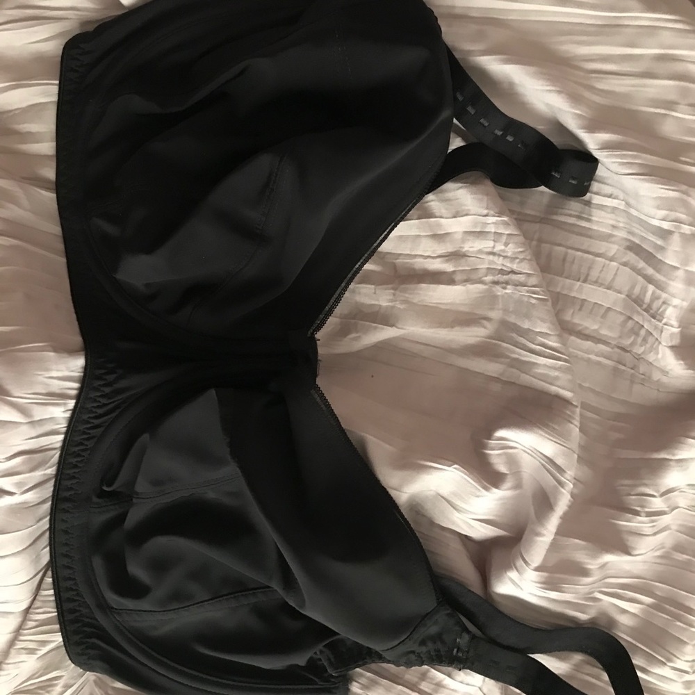 Charnos 32H UK bra.